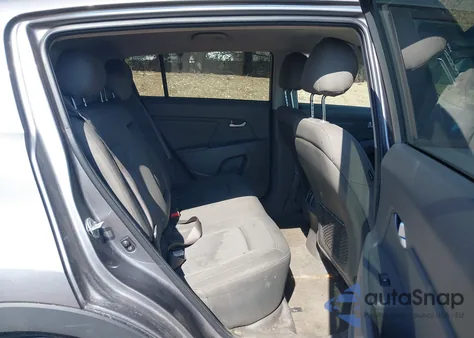 2015 Kia Sportage Lx z USA, uszkodzony, nr VIN KNDPBCAC2F7792932